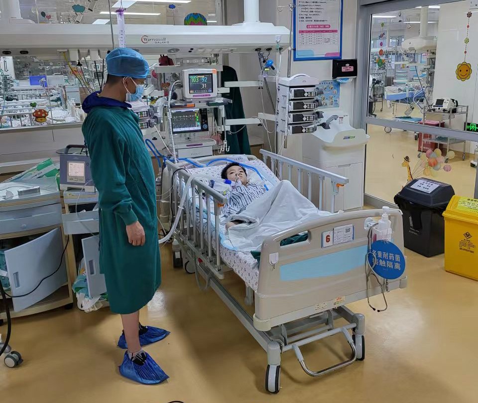 临沭县跨省救护车出租公司